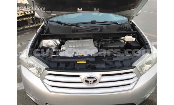 Buy Import Toyota Highlander Other Car in Import - Dubai in Curacao Buy Import Toyota Highlander Other Car in Import - Dubai in Curacao