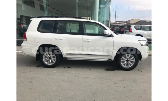 Buy Import Toyota Land Cruiser White Car in Import - Dubai in Curacao Buy Import Toyota Land Cruiser White Car in Import - Dubai in Curacao