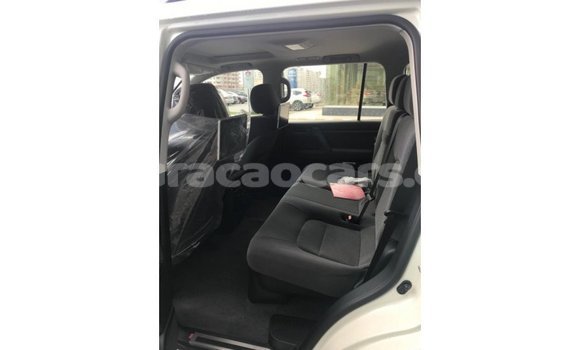 Buy Import Toyota Land Cruiser White Car in Import - Dubai in Curacao Buy Import Toyota Land Cruiser White Car in Import - Dubai in Curacao