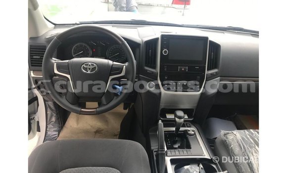 Buy Import Toyota Land Cruiser White Car in Import - Dubai in Curacao Buy Import Toyota Land Cruiser White Car in Import - Dubai in Curacao