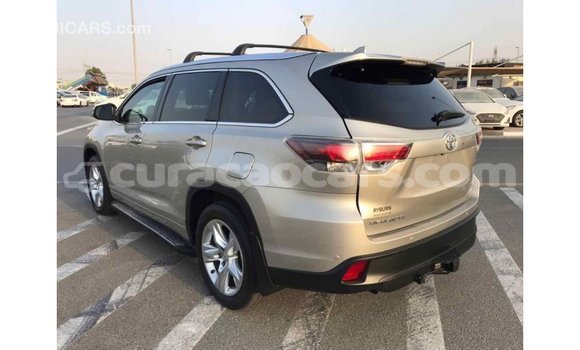 Buy Import Toyota Highlander Beige Car in Import - Dubai in Curacao Buy Import Toyota Highlander Beige Car in Import - Dubai in Curacao