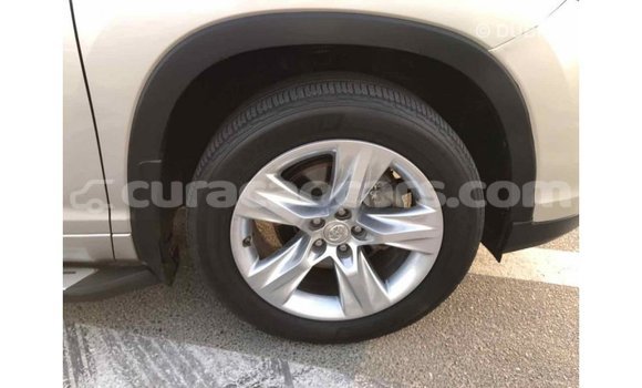 Buy Import Toyota Highlander Beige Car in Import - Dubai in Curacao Buy Import Toyota Highlander Beige Car in Import - Dubai in Curacao