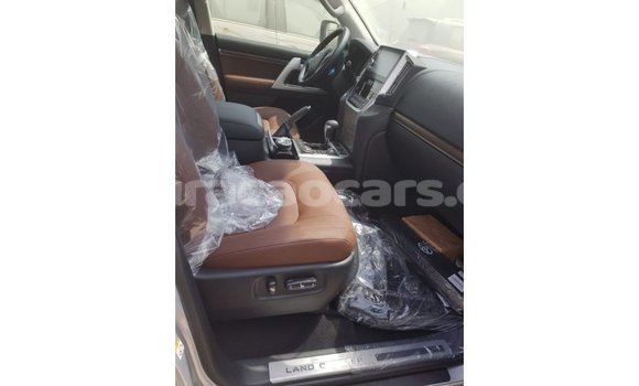Buy Import Toyota Land Cruiser Brown Car in Import - Dubai in Curacao Buy Import Toyota Land Cruiser Brown Car in Import - Dubai in Curacao