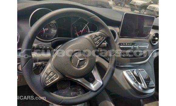 Buy Import Mercedes-Benz 250 Black Car in Import - Dubai in Curacao Buy Import Mercedes-Benz 250 Black Car in Import - Dubai in Curacao