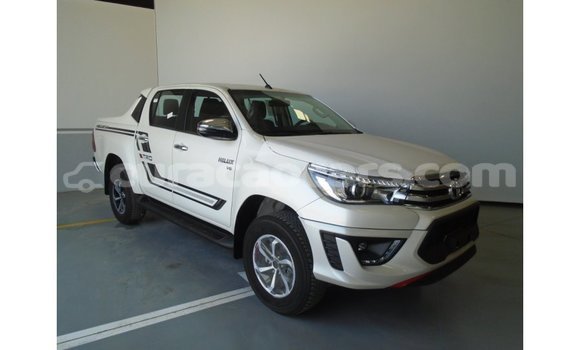 Buy Import Toyota Hilux White Car in Import - Dubai in Curacao Buy Import Toyota Hilux White Car in Import - Dubai in Curacao
