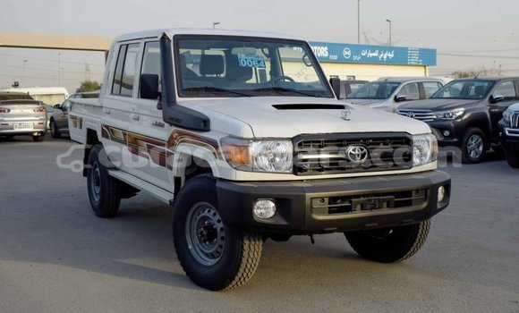 Buy Import Toyota Land Cruiser Beige Car in Import - Dubai in Curacao Buy Import Toyota Land Cruiser Beige Car in Import - Dubai in Curacao