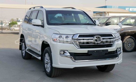 Buy Import Toyota Land Cruiser White Car in Import - Dubai in Curacao Buy Import Toyota Land Cruiser White Car in Import - Dubai in Curacao