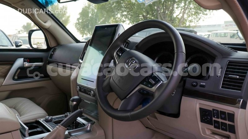 Big with watermark toyota land cruiser curacao import dubai 1247