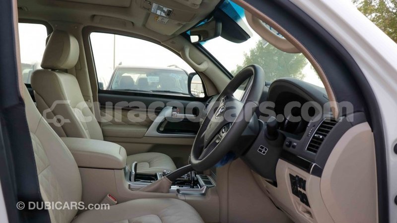 Big with watermark toyota land cruiser curacao import dubai 1247