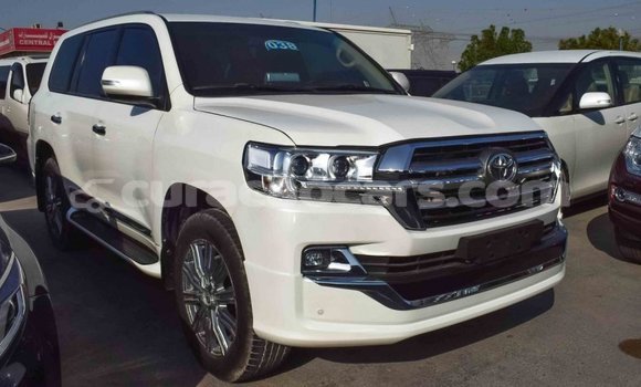 Buy Import Toyota Land Cruiser White Car in Import - Dubai in Curacao Buy Import Toyota Land Cruiser White Car in Import - Dubai in Curacao