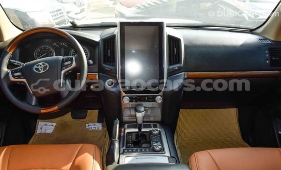 Buy Import Toyota Land Cruiser White Car in Import - Dubai in Curacao Buy Import Toyota Land Cruiser White Car in Import - Dubai in Curacao