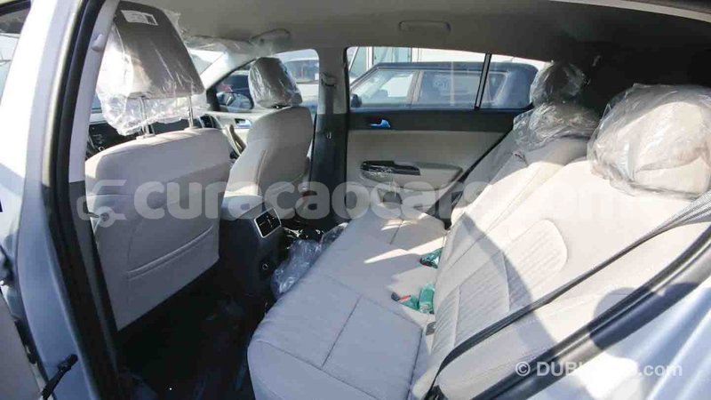 Big with watermark kia sportage curacao import dubai 1272