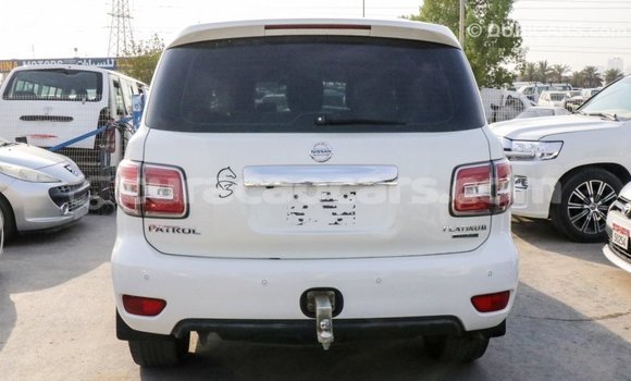 Buy Import Nissan Patrol White Car in Import - Dubai in Curacao Buy Import Nissan Patrol White Car in Import - Dubai in Curacao