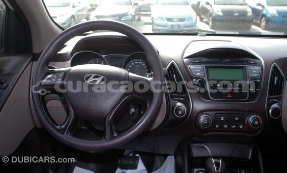 Buy Import Hyundai Tucson Beige Car in Import - Dubai in Curacao Buy Import Hyundai Tucson Beige Car in Import - Dubai in Curacao