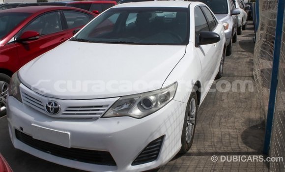 Buy Import Toyota Camry White Car in Import - Dubai in Curacao Buy Import Toyota Camry White Car in Import - Dubai in Curacao