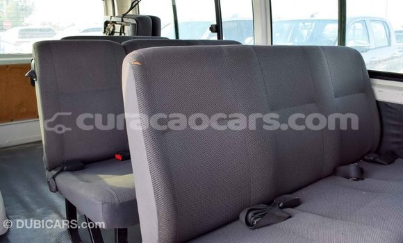 Buy Import Toyota Hiace White Car in Import - Dubai in Curacao Buy Import Toyota Hiace White Car in Import - Dubai in Curacao