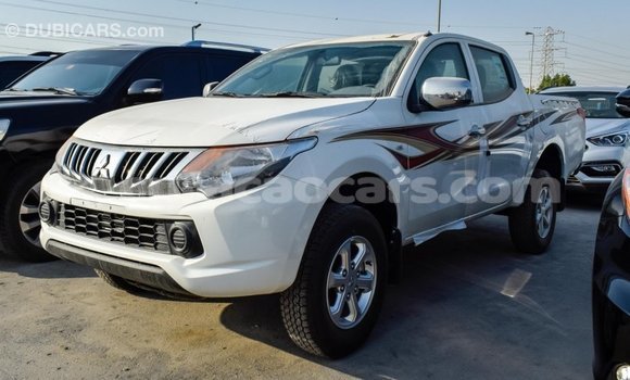 Buy Import Mitsubishi L200 White Car in Import - Dubai in Curacao Buy Import Mitsubishi L200 White Car in Import - Dubai in Curacao