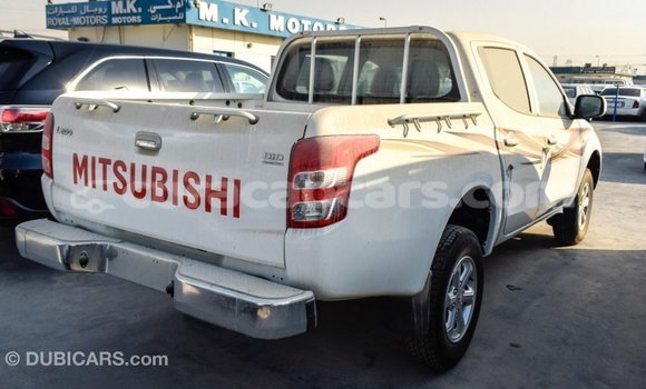 Buy Import Mitsubishi L200 White Car in Import - Dubai in Curacao Buy Import Mitsubishi L200 White Car in Import - Dubai in Curacao