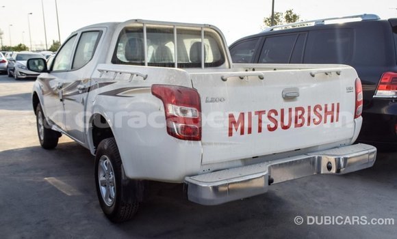 Buy Import Mitsubishi L200 White Car in Import - Dubai in Curacao Buy Import Mitsubishi L200 White Car in Import - Dubai in Curacao