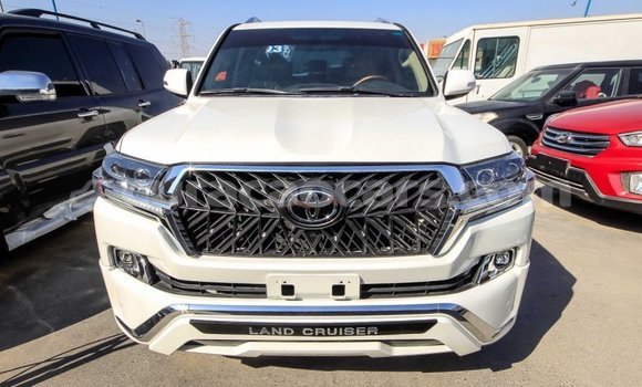 Buy Import Toyota Land Cruiser White Car in Import - Dubai in Curacao Buy Import Toyota Land Cruiser White Car in Import - Dubai in Curacao