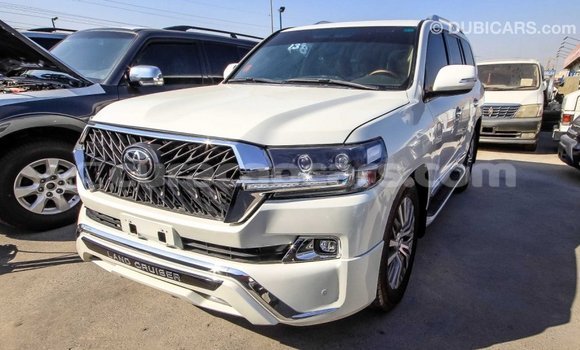 Buy Import Toyota Land Cruiser White Car in Import - Dubai in Curacao Buy Import Toyota Land Cruiser White Car in Import - Dubai in Curacao