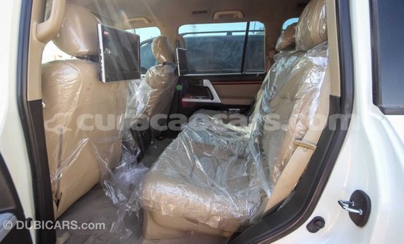 Buy Import Toyota Land Cruiser White Car in Import - Dubai in Curacao Buy Import Toyota Land Cruiser White Car in Import - Dubai in Curacao