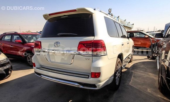 Buy Import Toyota Land Cruiser White Car in Import - Dubai in Curacao Buy Import Toyota Land Cruiser White Car in Import - Dubai in Curacao
