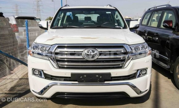 Buy Import Toyota Land Cruiser White Car in Import - Dubai in Curacao Buy Import Toyota Land Cruiser White Car in Import - Dubai in Curacao