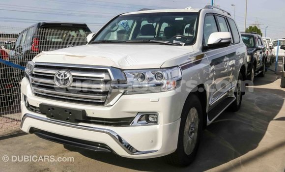 Buy Import Toyota Land Cruiser White Car in Import - Dubai in Curacao Buy Import Toyota Land Cruiser White Car in Import - Dubai in Curacao