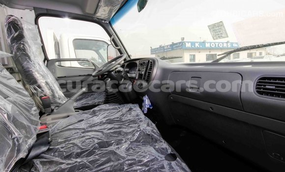 Buy Import Hyundai Accent White Car in Import - Dubai in Curacao Buy Import Hyundai Accent White Car in Import - Dubai in Curacao