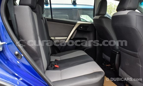 Buy Import Toyota HiAce Blue Truck in Import - Dubai in Curacao Buy Import Toyota HiAce Blue Truck in Import - Dubai in Curacao