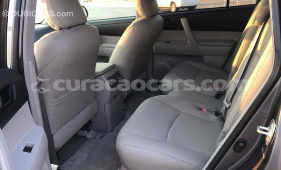 Buy Import Toyota Highlander Other Car in Import - Dubai in Curacao Buy Import Toyota Highlander Other Car in Import - Dubai in Curacao