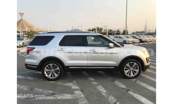 Buy Import Ford Explorer Other Car in Import - Dubai in Curacao Buy Import Ford Explorer Other Car in Import - Dubai in Curacao