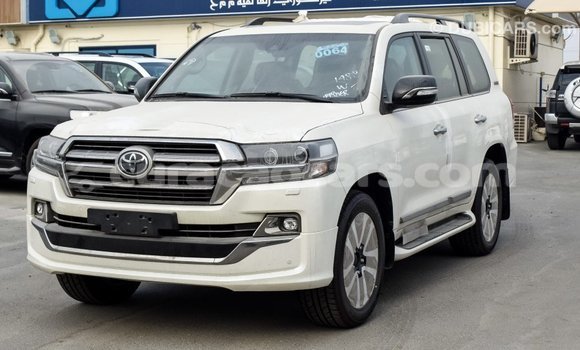 Buy Import Toyota Land Cruiser White Car in Import - Dubai in Curacao Buy Import Toyota Land Cruiser White Car in Import - Dubai in Curacao