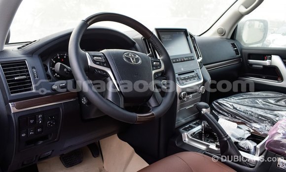 Buy Import Toyota Land Cruiser White Car in Import - Dubai in Curacao Buy Import Toyota Land Cruiser White Car in Import - Dubai in Curacao