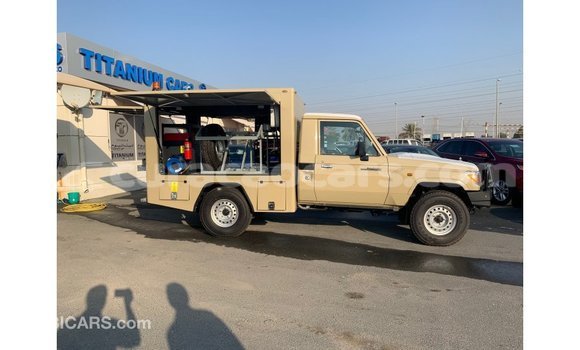 Buy Import Toyota Land Cruiser Beige Car in Import - Dubai in Curacao Buy Import Toyota Land Cruiser Beige Car in Import - Dubai in Curacao