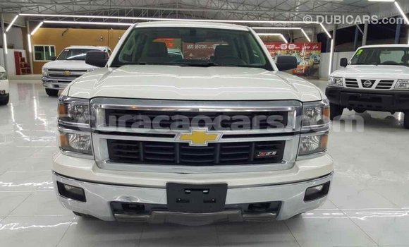Buy Import Chevrolet Silverado White Car in Import - Dubai in Curacao Buy Import Chevrolet Silverado White Car in Import - Dubai in Curacao