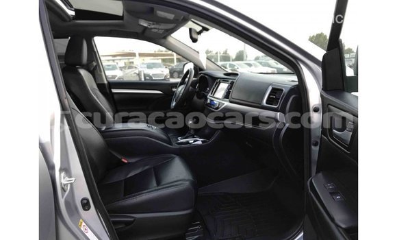 Buy Import Toyota Highlander Other Car in Import - Dubai in Curacao Buy Import Toyota Highlander Other Car in Import - Dubai in Curacao