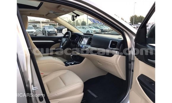 Buy Import Toyota Highlander Other Car in Import - Dubai in Curacao Buy Import Toyota Highlander Other Car in Import - Dubai in Curacao