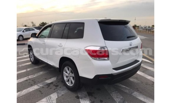 Buy Import Toyota Highlander White Car in Import - Dubai in Curacao Buy Import Toyota Highlander White Car in Import - Dubai in Curacao