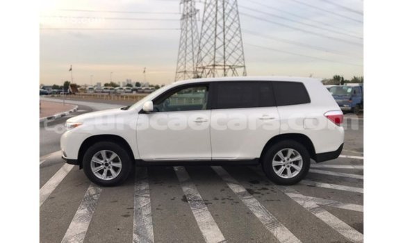 Buy Import Toyota Highlander White Car in Import - Dubai in Curacao Buy Import Toyota Highlander White Car in Import - Dubai in Curacao