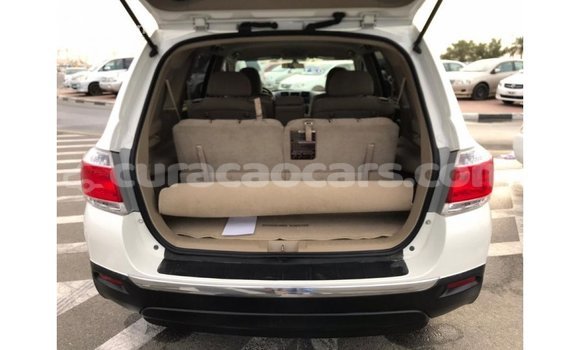 Buy Import Toyota Highlander White Car in Import - Dubai in Curacao Buy Import Toyota Highlander White Car in Import - Dubai in Curacao