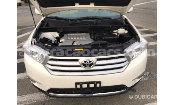 Buy Import Toyota Highlander White Car in Import - Dubai in Curacao Buy Import Toyota Highlander White Car in Import - Dubai in Curacao