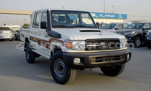 Buy Import Toyota Land Cruiser White Car in Import - Dubai in Curacao Buy Import Toyota Land Cruiser White Car in Import - Dubai in Curacao