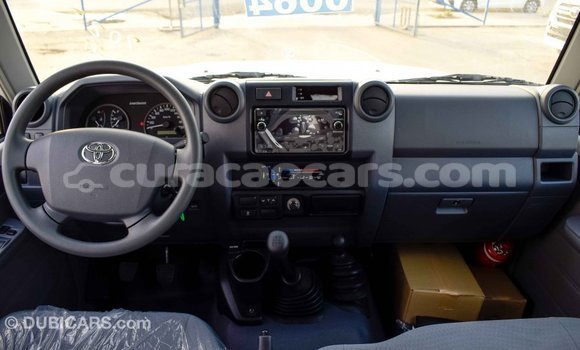 Buy Import Toyota Land Cruiser White Car in Import - Dubai in Curacao Buy Import Toyota Land Cruiser White Car in Import - Dubai in Curacao