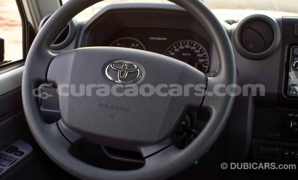 Buy Import Toyota Land Cruiser White Car in Import - Dubai in Curacao Buy Import Toyota Land Cruiser White Car in Import - Dubai in Curacao