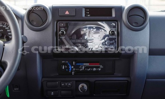 Buy Import Toyota Land Cruiser White Car in Import - Dubai in Curacao Buy Import Toyota Land Cruiser White Car in Import - Dubai in Curacao