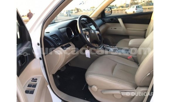 Buy Import Toyota Highlander White Car in Import - Dubai in Curacao Buy Import Toyota Highlander White Car in Import - Dubai in Curacao