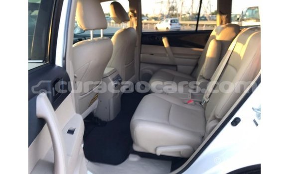 Buy Import Toyota Highlander White Car in Import - Dubai in Curacao Buy Import Toyota Highlander White Car in Import - Dubai in Curacao