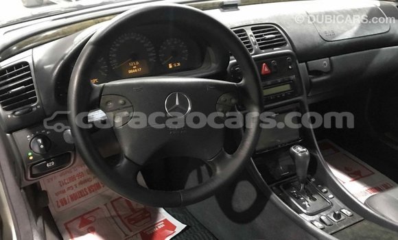 Buy Import Mercedes-Benz 190 (W201) Other Car in Import - Dubai in Curacao Buy Import Mercedes-Benz 190 (W201) Other Car in Import - Dubai in Curacao